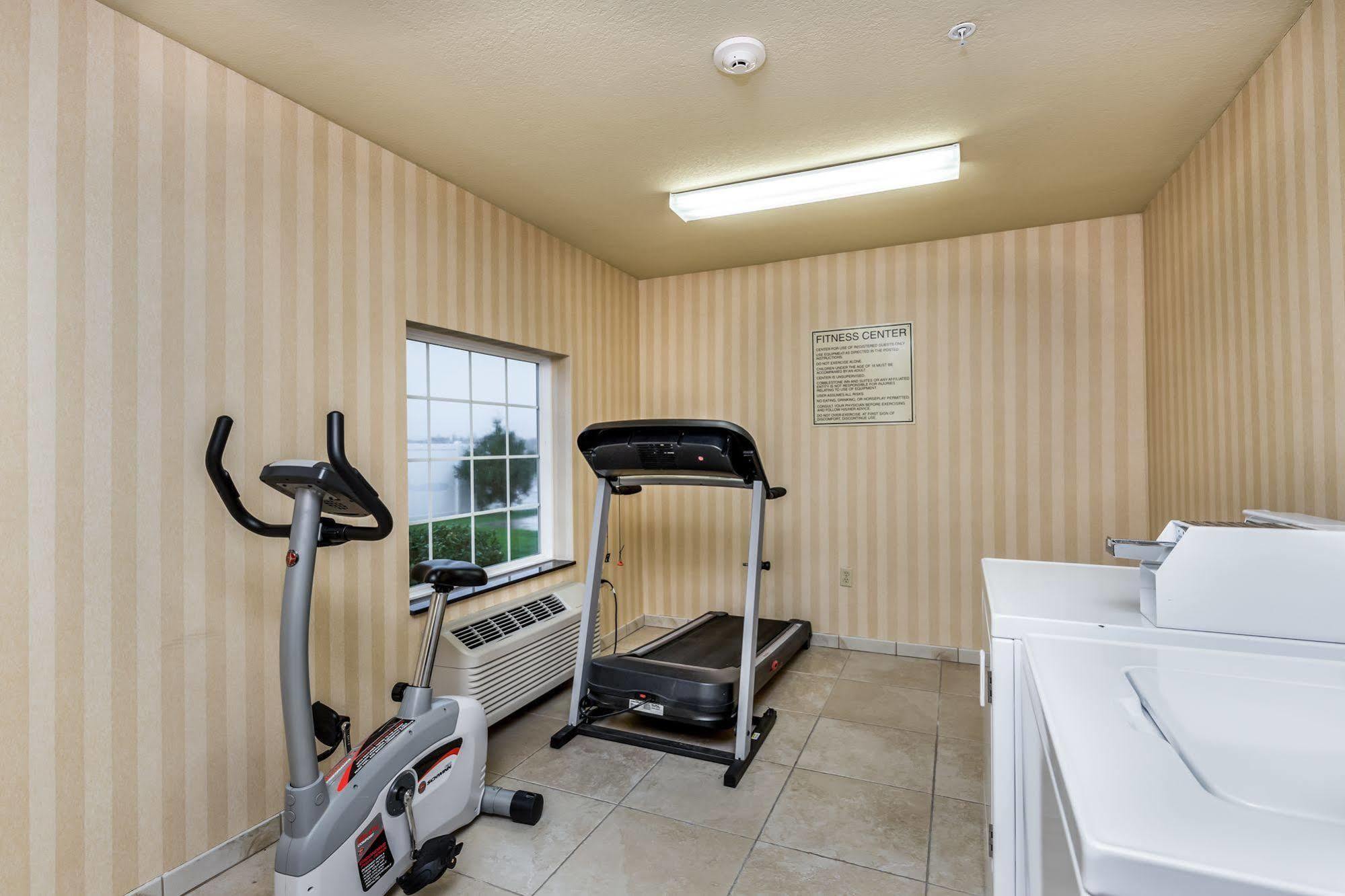 Cobblestone Inn & Suites - Vinton, Ia エクステリア 写真