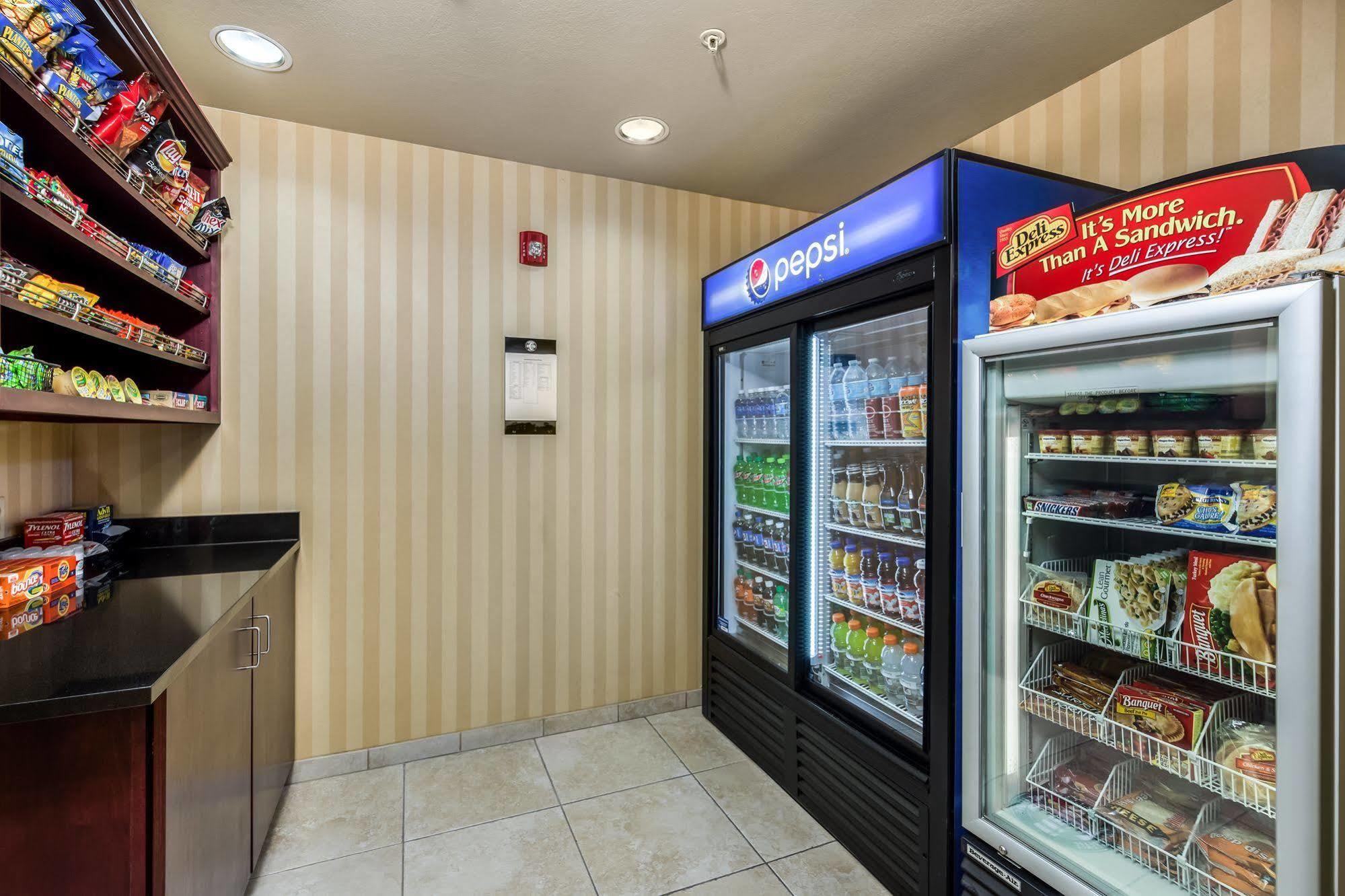 Cobblestone Inn & Suites - Vinton, Ia エクステリア 写真