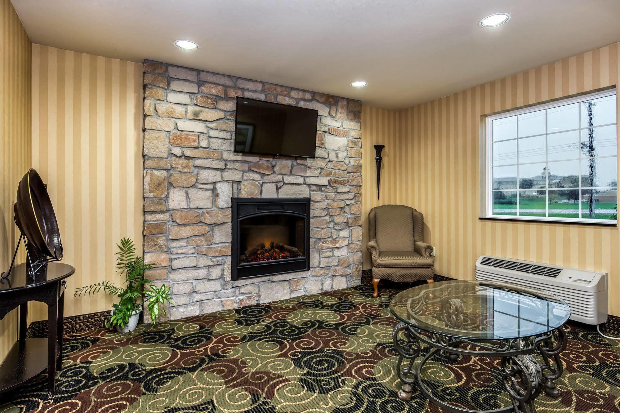 Cobblestone Inn & Suites - Vinton, Ia エクステリア 写真
