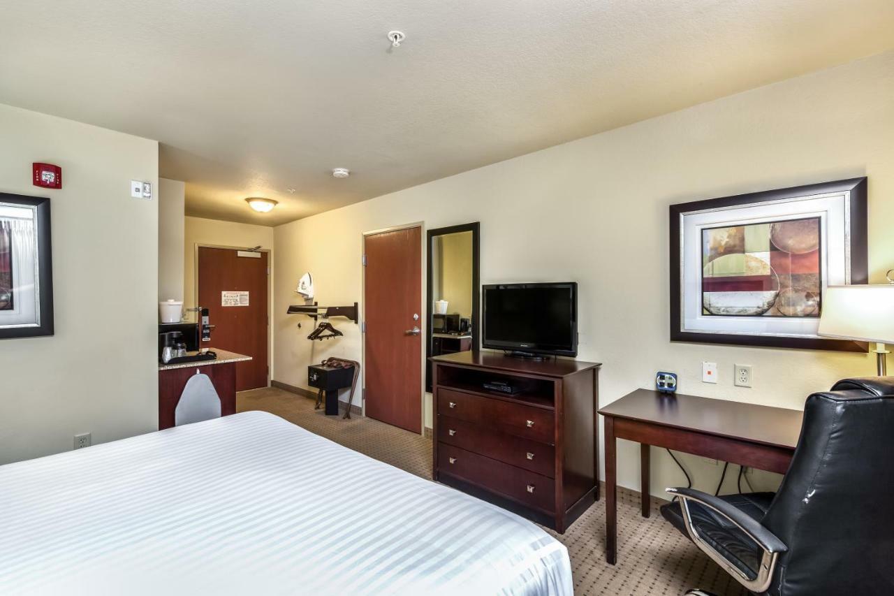 Cobblestone Inn & Suites - Vinton, Ia エクステリア 写真