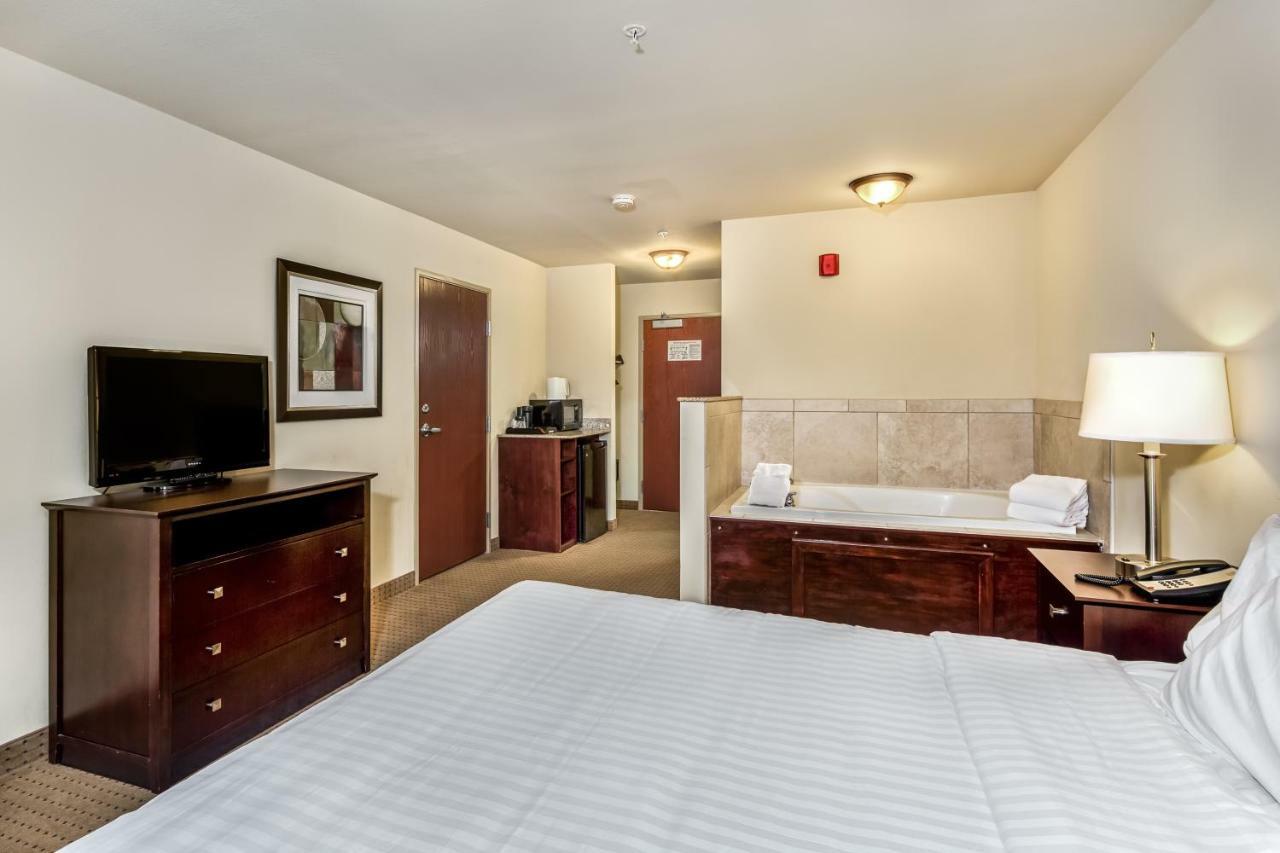 Cobblestone Inn & Suites - Vinton, Ia エクステリア 写真